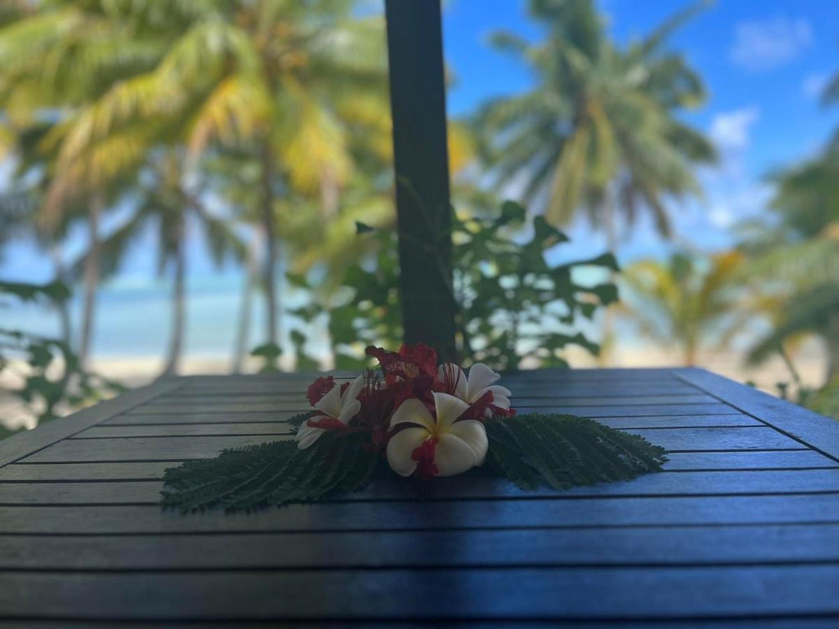 Paparei Beachfront Bungalows, Aitutaki Arutanga Buitenkant foto